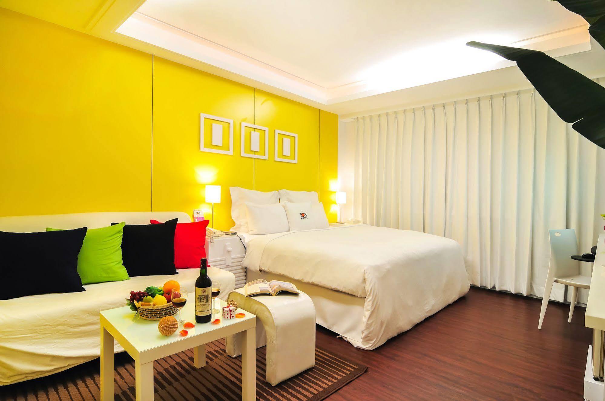 168 Motel-Pingzhen Таоуан Екстериор снимка